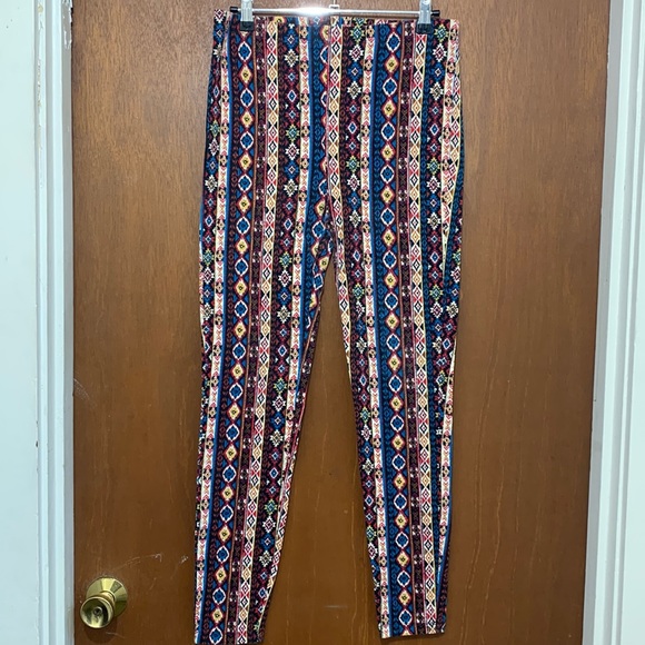 Aztec print leggings - Picture 1 of 3